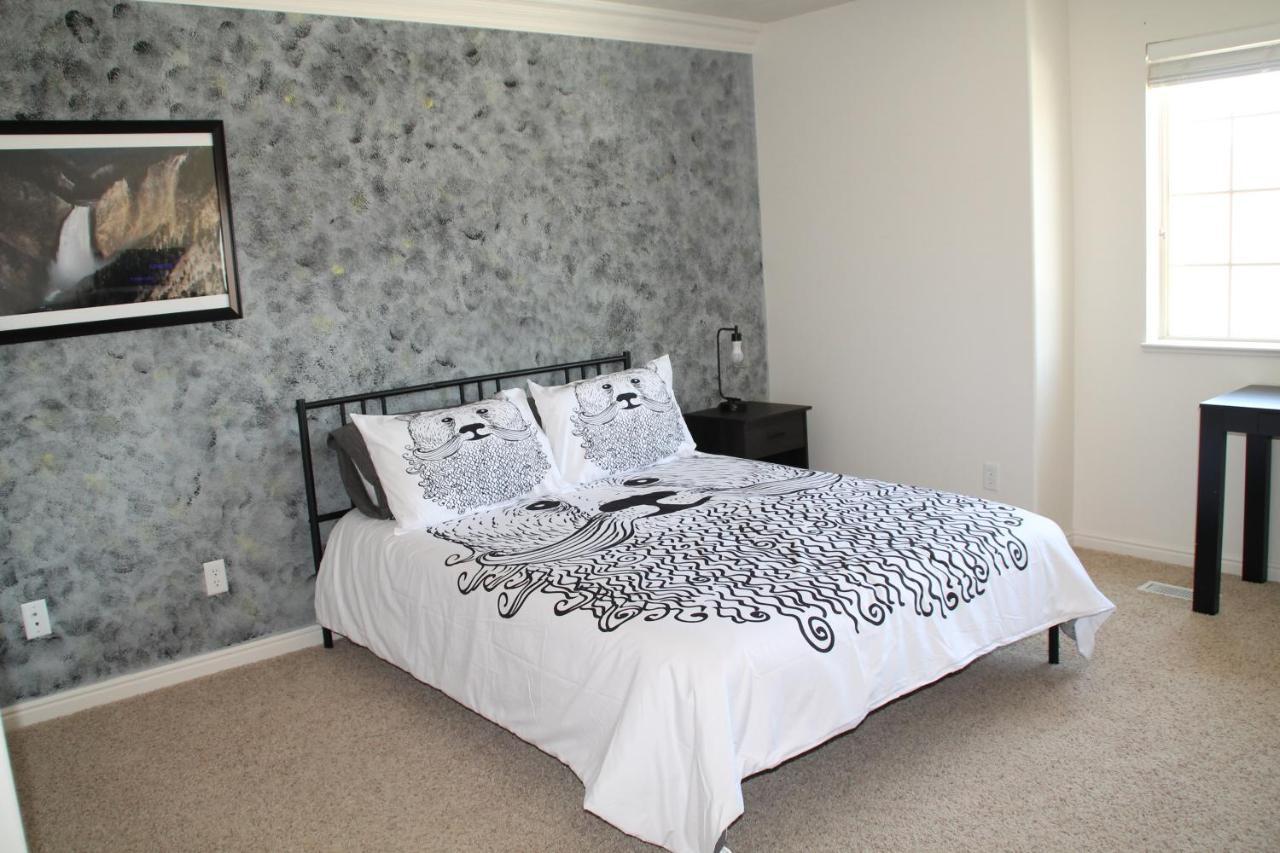 3 Queen Beds, 1 Twin Bed, 2 Rooms, 1 And A Half Bath, Self Check-In, Flexcation Equipped أيداهو فولز، أيداهو المظهر الخارجي الصورة