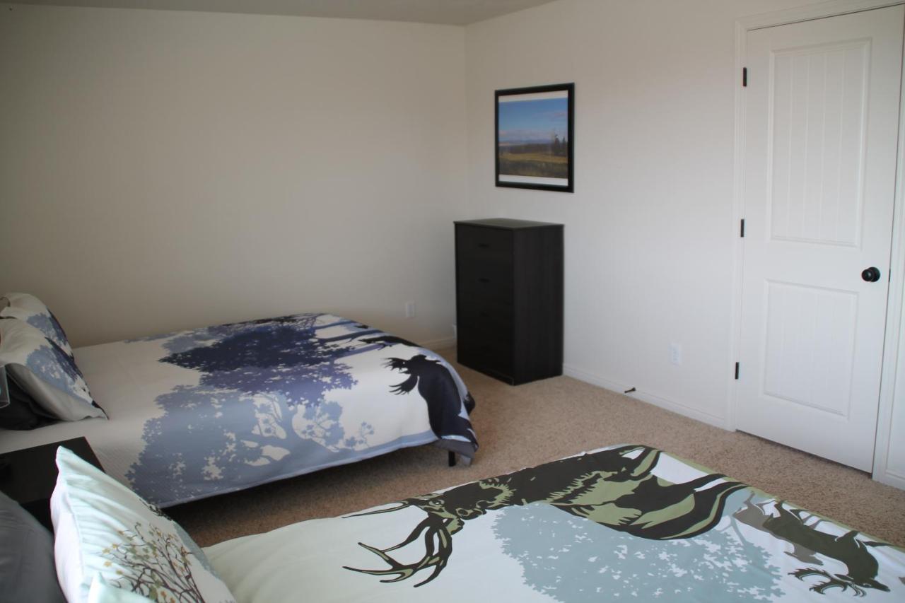 3 Queen Beds, 1 Twin Bed, 2 Rooms, 1 And A Half Bath, Self Check-In, Flexcation Equipped أيداهو فولز، أيداهو المظهر الخارجي الصورة